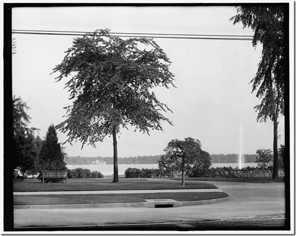 owen-park-a-nice-view-of-the-detroit-river-awaits-you-from-owen-park-this-shot-was-taken-in-1908