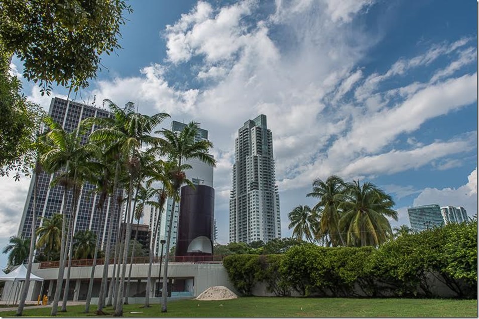 81aa3ded-bc62-4852-83b7-e8271f483b92